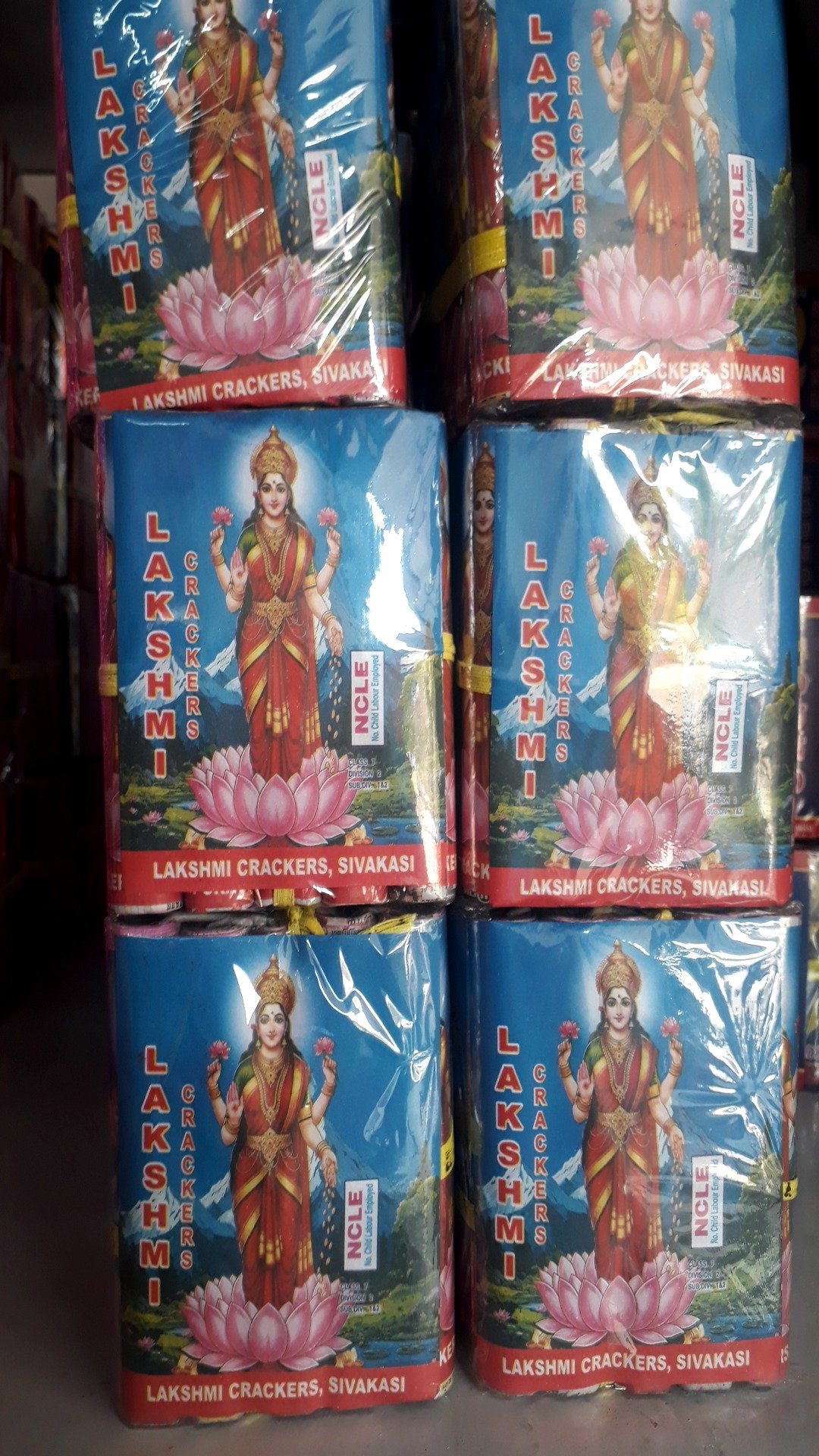 4" Super Deluxe Lakshmi